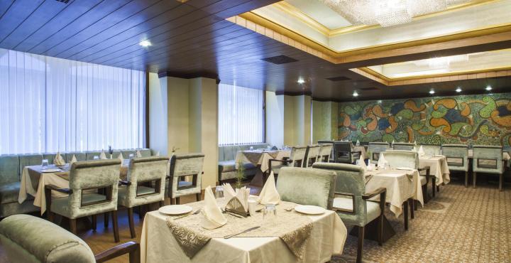 Radisson Srinagar Hotel ภายนอก รูปภาพ