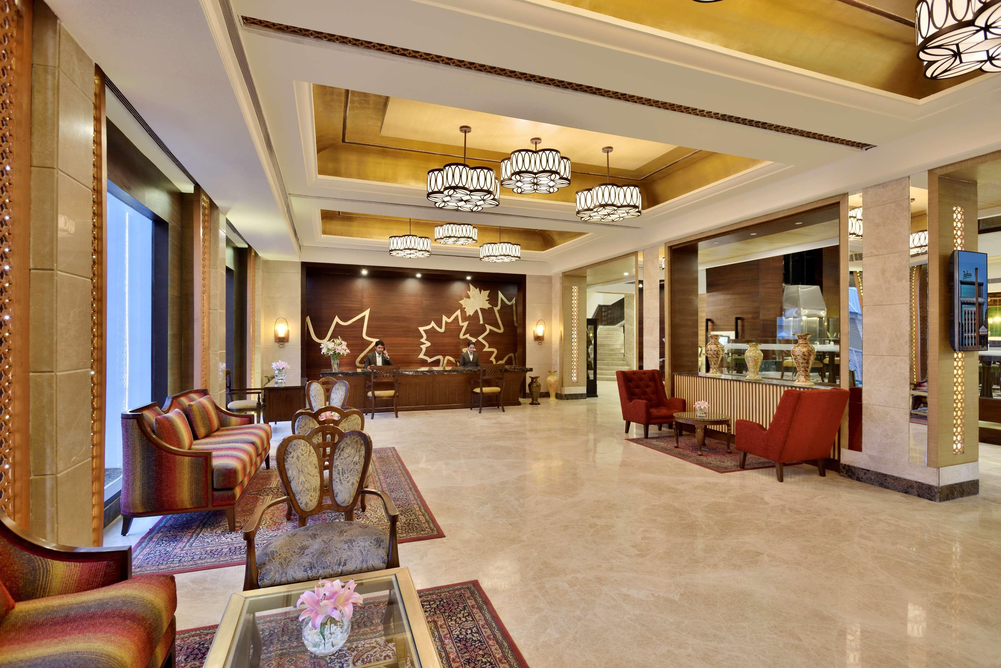 Radisson Srinagar Hotel ภายนอก รูปภาพ
